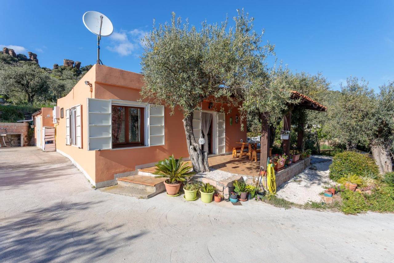 Tiria House Bosa - Casa Vacanze Exterior foto